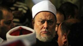 علي جمعة: شيخ الأزهر الراحل سيد طنطاوي أوصى بالتبرع بقرنيته بعد وفاته
