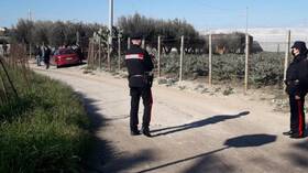 إيطاليا.. الشرطة تعتقل زعيمة أقوى عصابات المافيا في البلاد على مشارف ميلانو (فيديو)