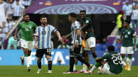منتخب السعودية يتلقى ضربة موجعة قبل مواجهة بولندا