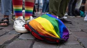 مجلس الاتحاد الروسي يوافق على قوانين حظر الدعاية للمثلية الجنسية في روسيا