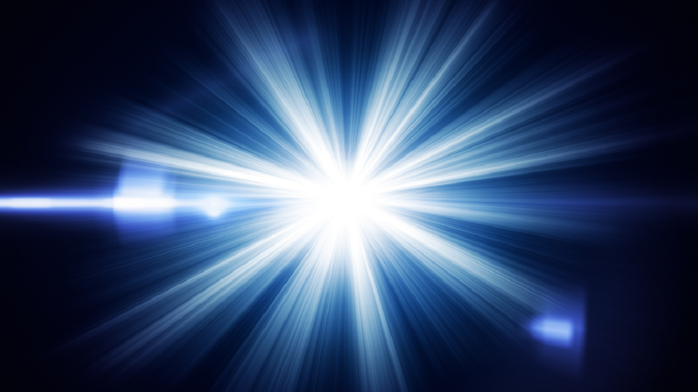 كشف سر وميض ساطع غامض أطلق ضوءا يساوي أكثر من تريليون شمس!
