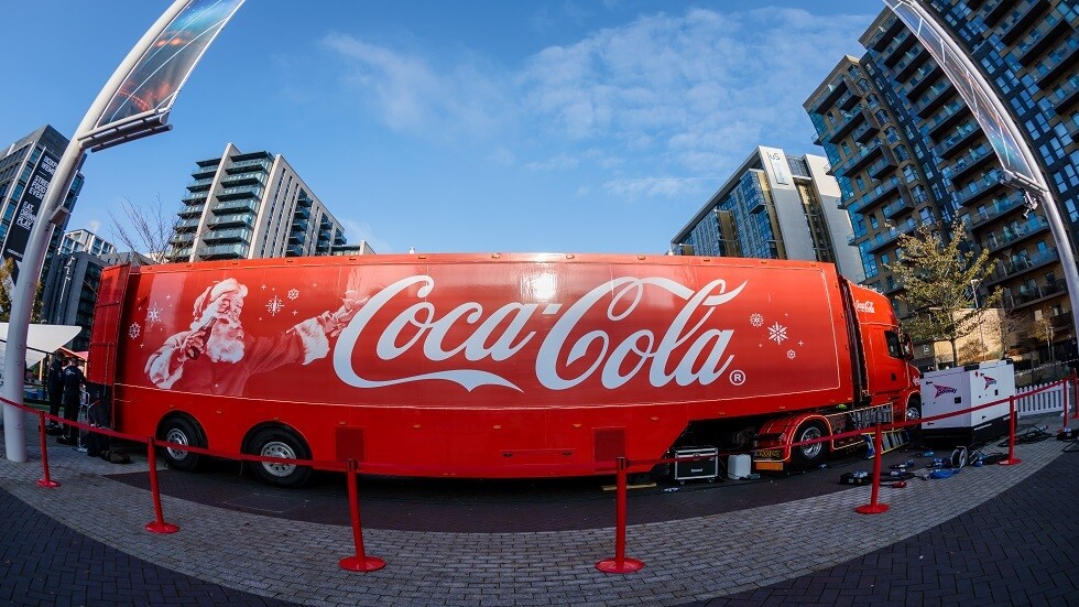 احتراق شاحنة كوكا كولا في بوخارست