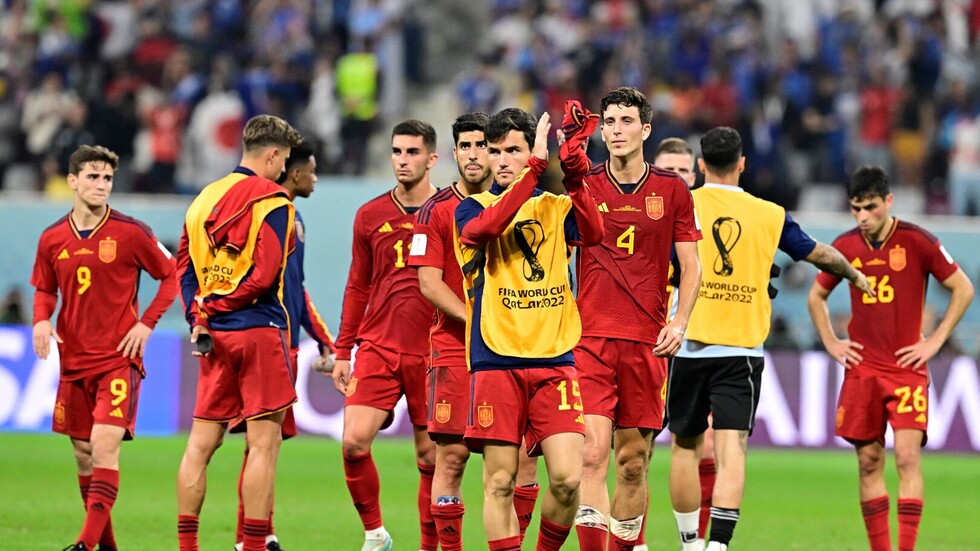 هل تعمدت إسبانيا الخسارة أمام اليابان لتجنب صدام البرازيل والأرجنتين؟