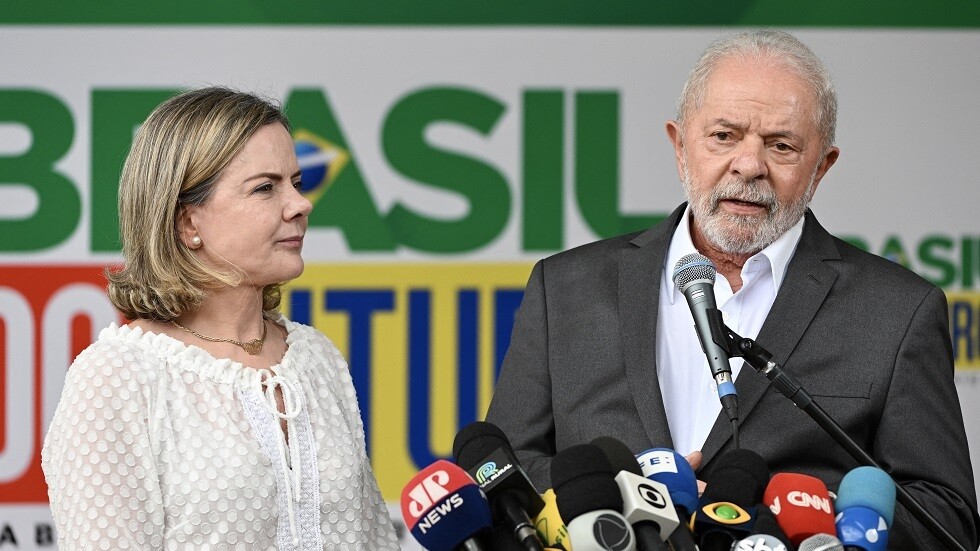 الرئيس البرازيلي لولا دا سيلفا يستفز الأرجنتينيين بتوقعاته لكأس العالم 2022