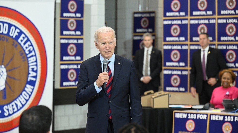 بايدن يعلق على هزيمة منتخب بلاده أمام هولندا في مونديال قطر