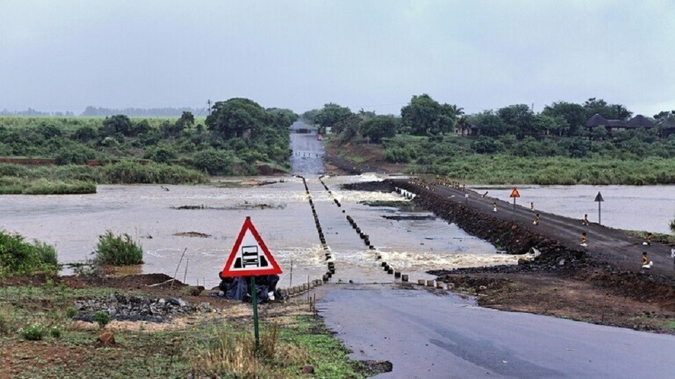 فيضان مباغت في نهر بجوهانسبرغ يتسبب في مصرع 14 شخصا.. والحصيلة مرشحة للزيادة