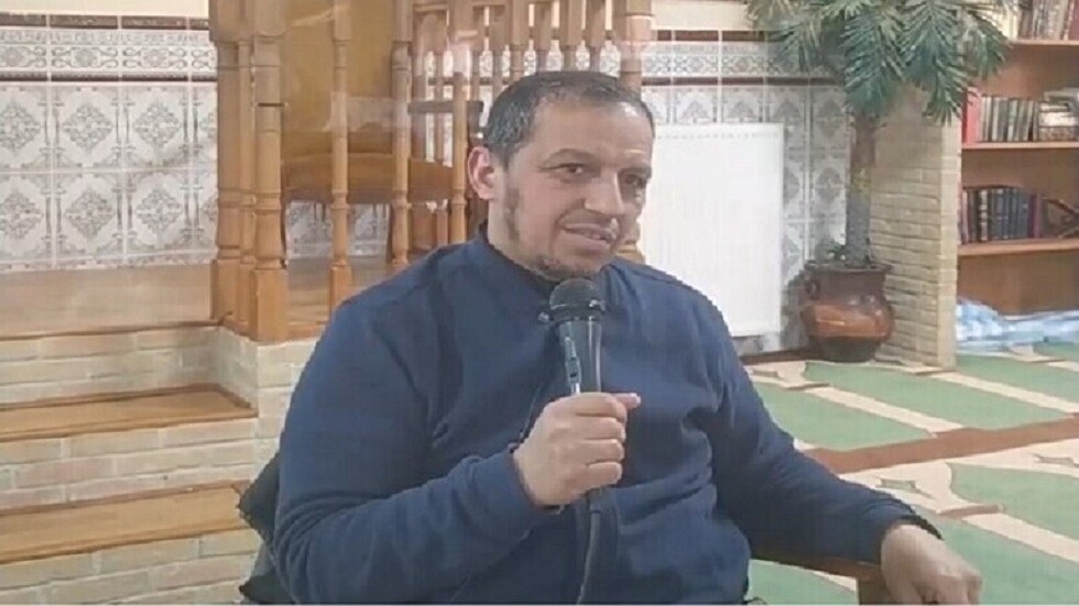 فرنسا توجه تهمة جديدة للإمام المغربي حسن إكويسين وبلجيكا تنظر في طلب الترحيل‬
