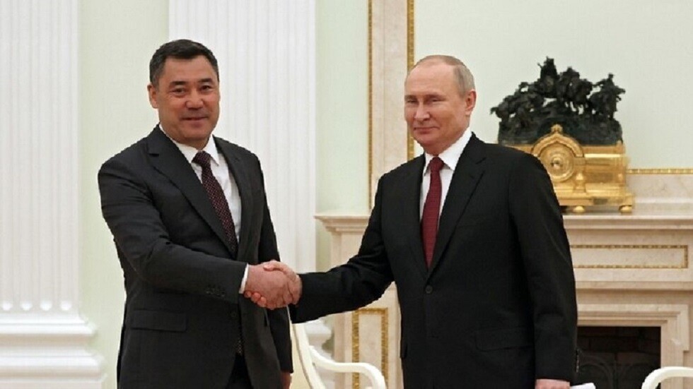 بوتين يهنئ رئيس قرغيزستان بعيد ميلاده