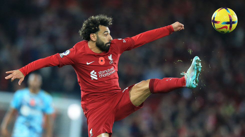 ليفربول يصل دبي.. وصلاح يتقدم القائمة