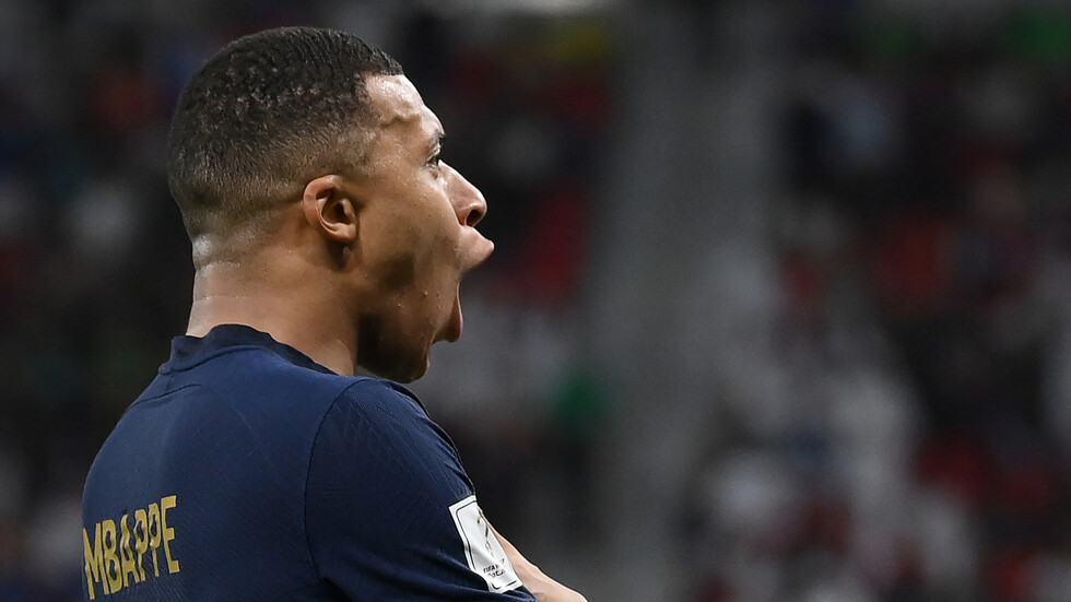 ريال مدريد يصدم جمهوره بشأن مبابي