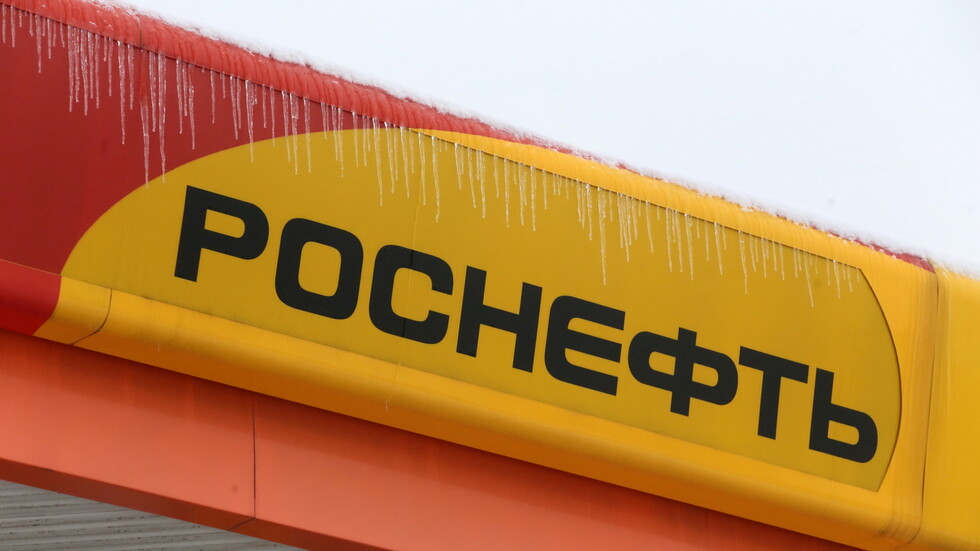 "روس نفط" الروسية: عوضنا انخفاض صادراتنا إلى أوروبا بفضل آسيا