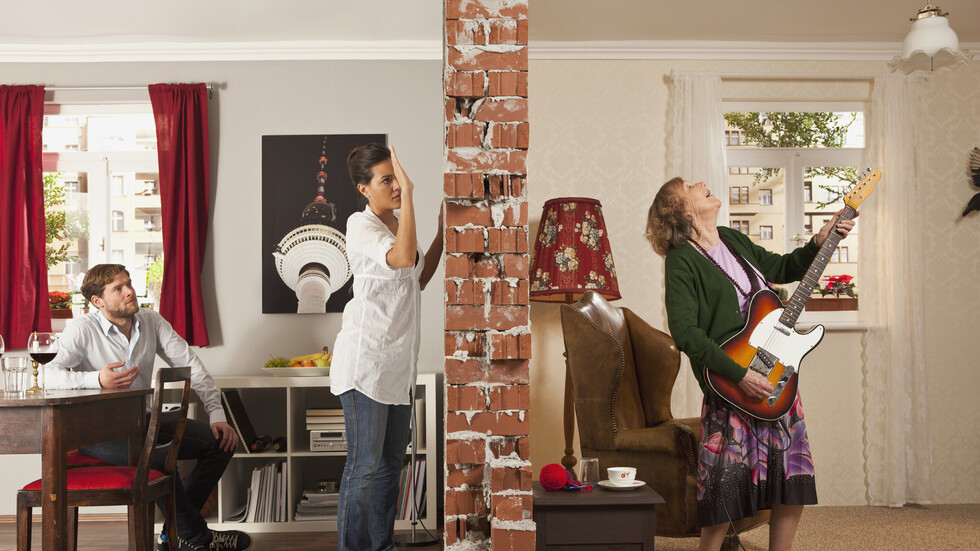 الجيران المزعجون قد يكونون سببا من أسباب الموت المبكر