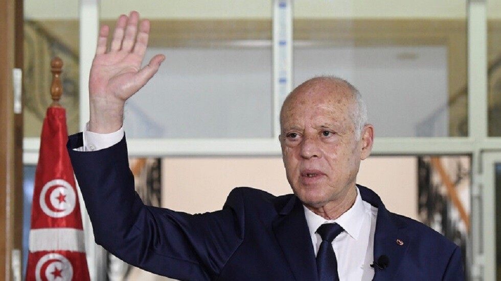 سعيّد يغادر إلى السعودية لحضور القمّة العربية الصينية