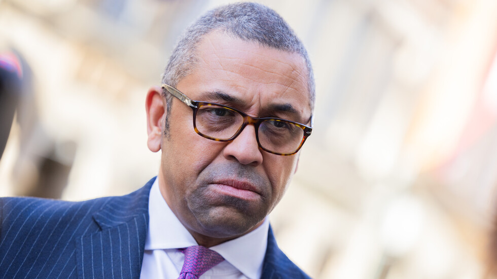 بريطانيا تعبر عن قلقها إزاء التعاون العسكري بين روسيا وإيران