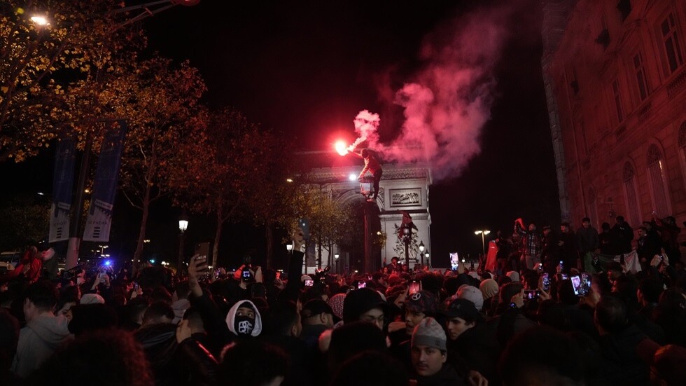 فرنسا تعتقل أكثر من 100 مشجع خلال احتفالات تأهل منتخب المغرب