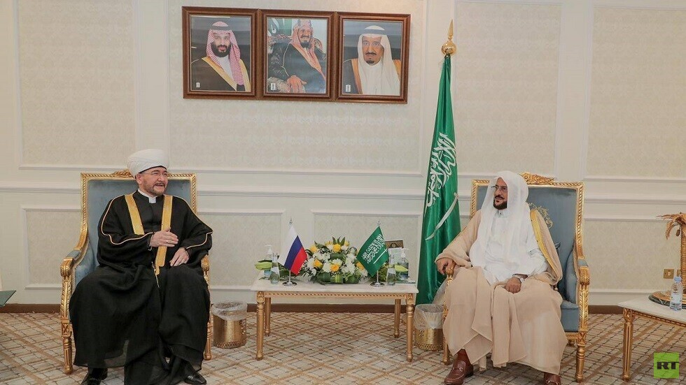 توقيع برنامج تنفيذي في المجالات الإسلامية ما بين روسيا والسعودية (صور)