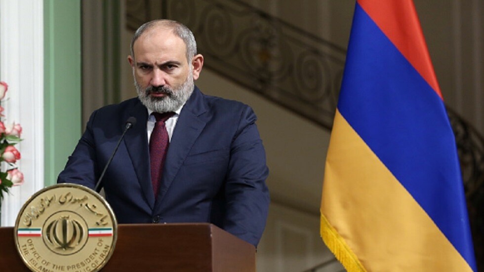 باشينيان يلتقي رئيس الاستخبارات الخارجية البريطانية