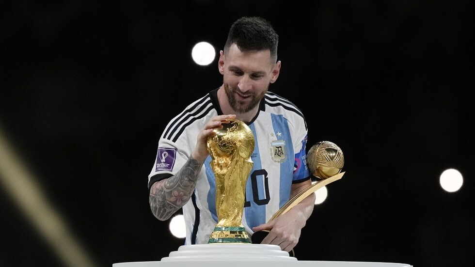 شاهد.. أول منشور لميسي بعد فوزه بكأس العالم 2022