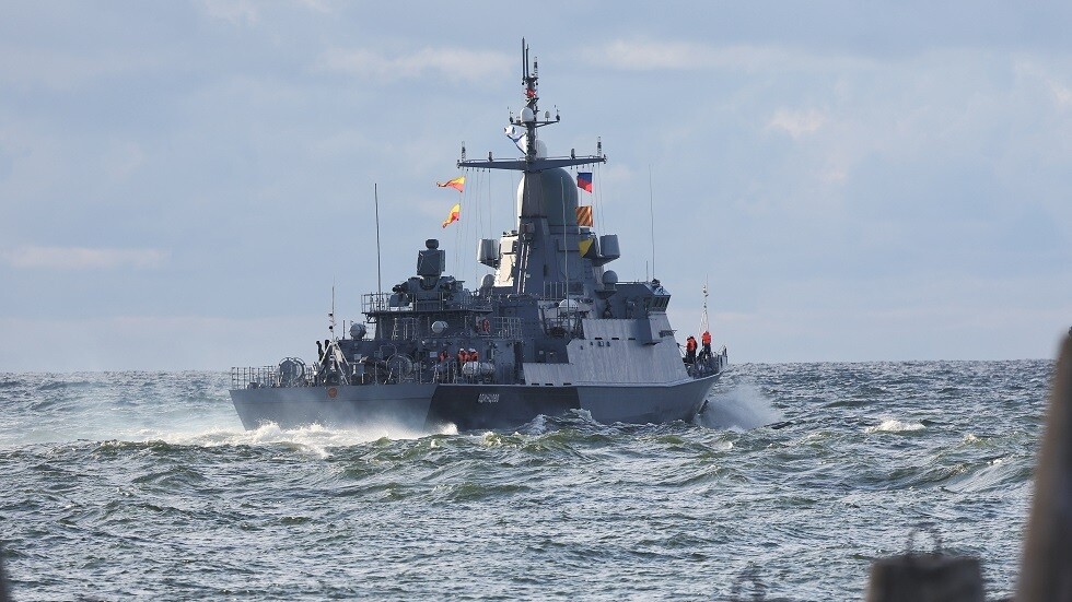 بدء الاختبارات الحكومية على سفينة