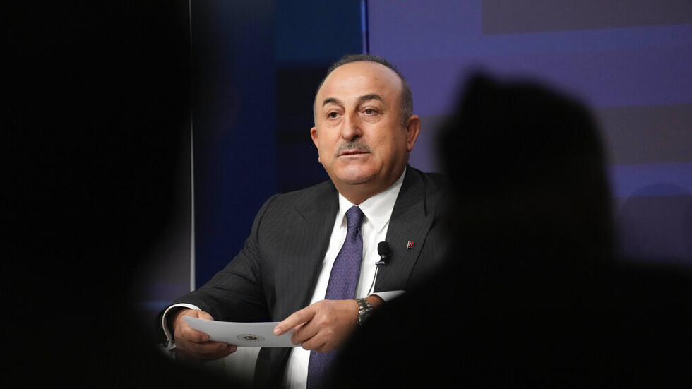 تشاووش أوغلو: رفض السويد تسليمنا الصحفي بولنت كينيش يؤثر سلبا على كل الملفات