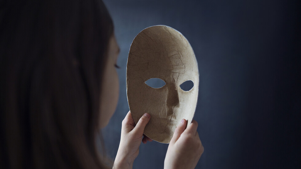 كيف تعرف ما إذا كان شخص ما يكذب عليك