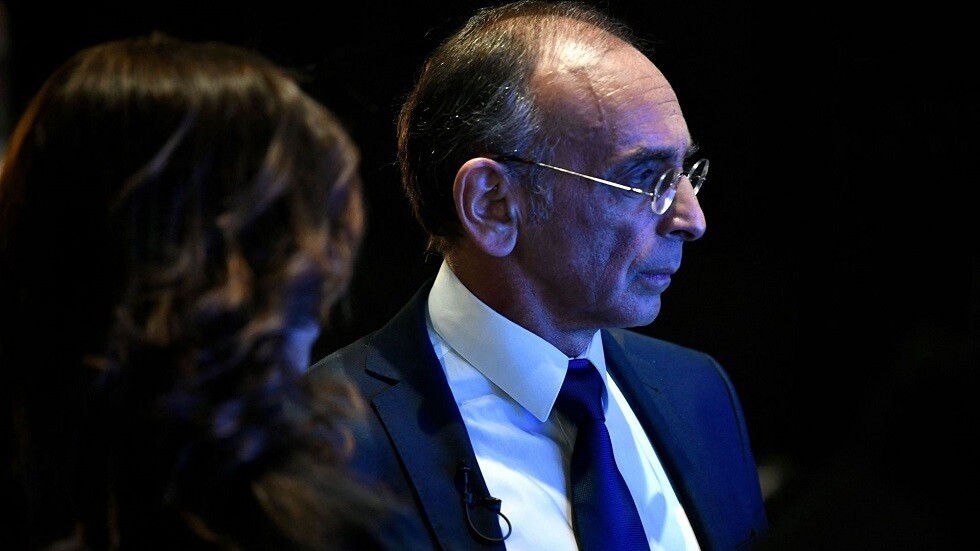 بسبب تصريحاته المعادية للإسلام.. محكمة أوروبية تثبت حكما قضائيا ضد السياسي الفرنسي إريك زمور