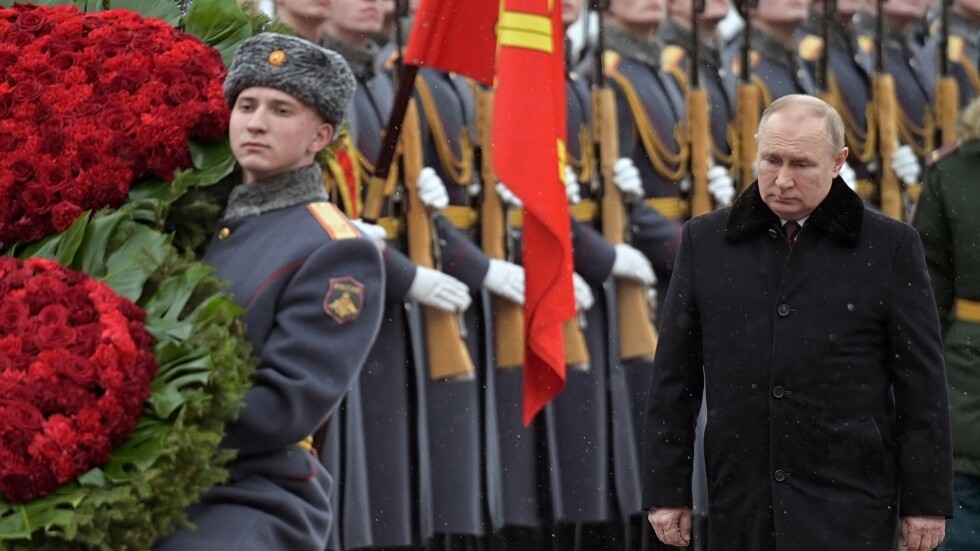 بوتين يؤكد ضرورة ضمان أمن المدنيين في لوغانسك رغم صعوبة الوضع هناك