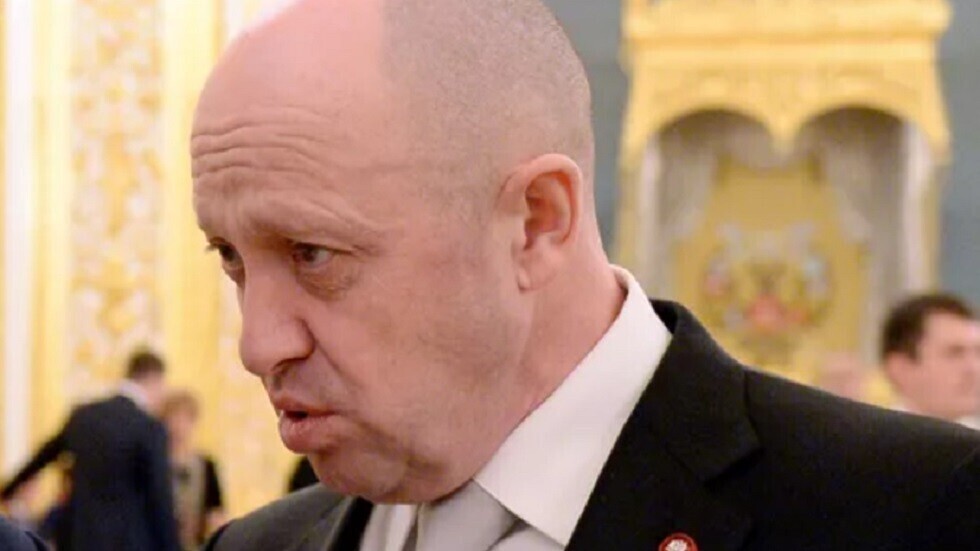 مؤسس "فاغنر" يوجه رسالة لزيلينسكي بعد زيارة الأخير مدينة "باخموت" بشكل سري