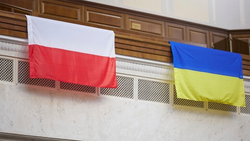 رئيس الأركان البولندي يزور أوكرانيا