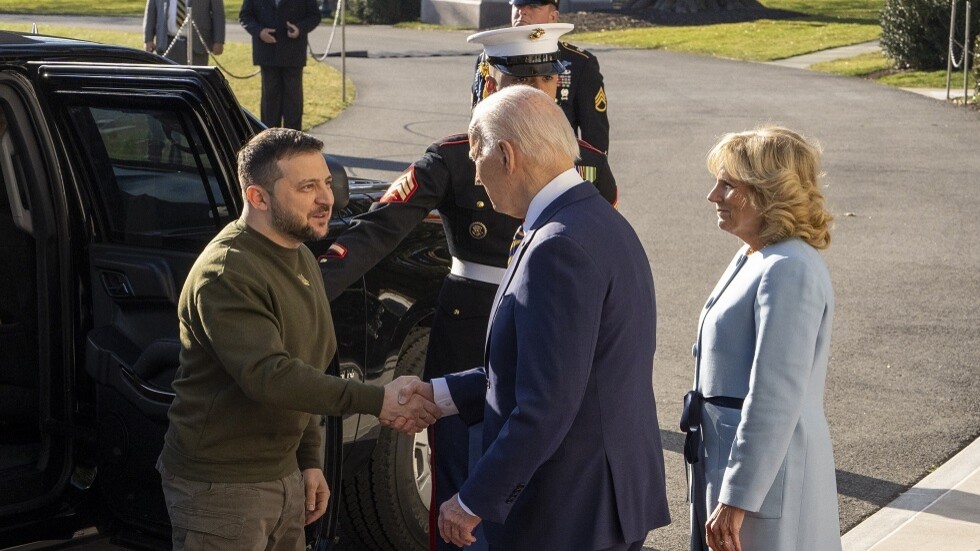 زيلينسكي يصل إلى البيت الأبيض.. فيديو