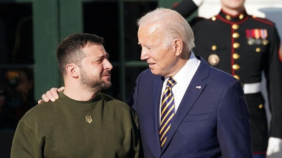 الغرب أدرك الأسباب وراء زيارة زيلينسكي لواشنطن