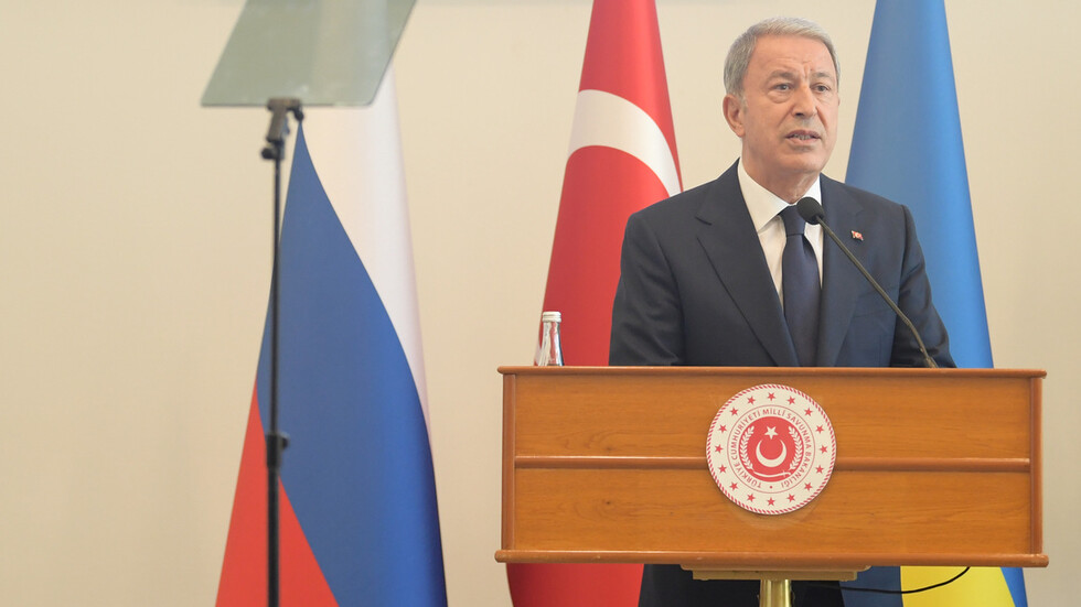 وزير الدفاع التركي: الحرب في أوكرانيا "لا يبدو أنها ستنتهي بسهولة"
