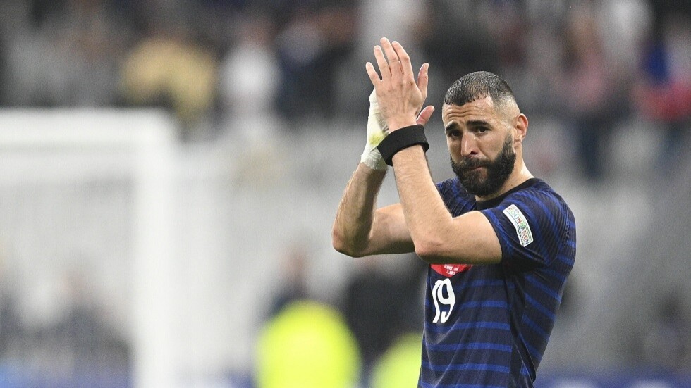 مستشار بنزيما يتهم مساعد مدرب فرنسا بالكذب