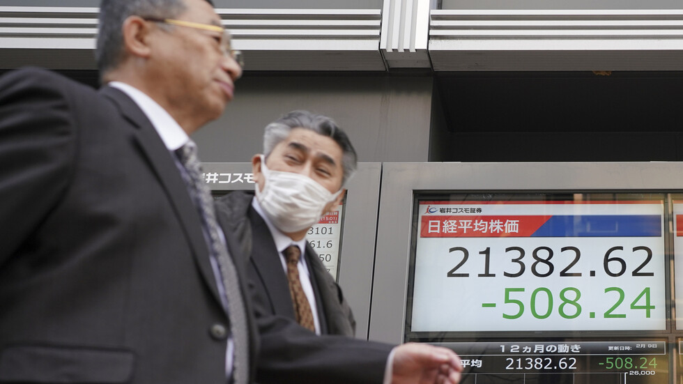 البورصات الآسيوية تحقق مكاسب بعد تخفيف الصين قيود كورونا