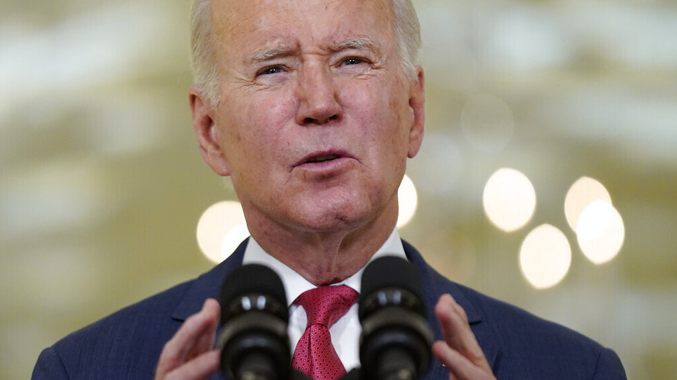 استطلاع: 58% من الأمريكيين يعتقدون أن اقتصاد البلاد ازداد تدهورا في ظل إدارة بايدن