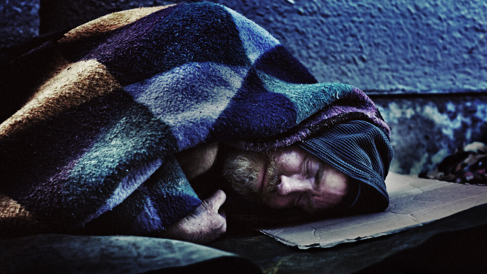 دراسة: البشر الأوائل ربما نجوا من ظروف الشتاء القاسية بالدخول في 