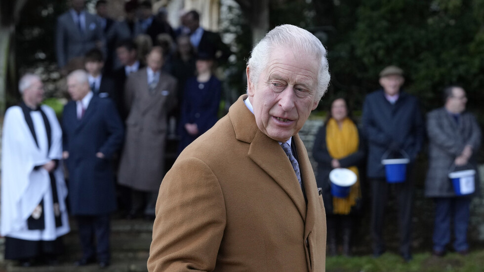 "الابن السري" للملك تشارلز..رجل أسترالي يلمح إلى تحرك كبير في عام 2023 خاصة بعد وفاة الملكة (صور)