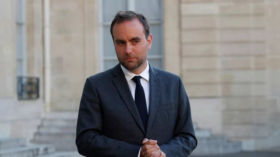 وزير الدفاع الفرنسي في أوكرانيا