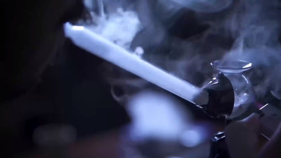 هلوسات وسلوك عدواني وجرائم بشعة.. السعودية تحذر من مخاطر "الشبو" وتنشر قصة واقعية مؤلمة (فيديو)