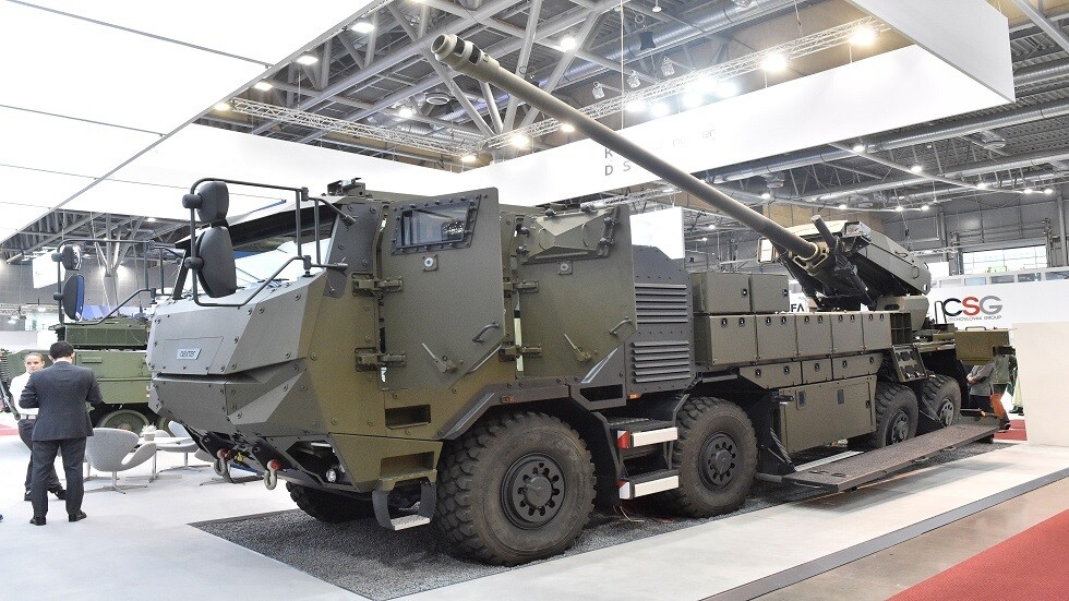 فرنسا تزود ليتوانيا بـ18 مدفع هاوتزر "قيصر"