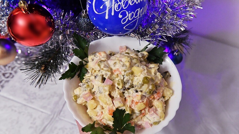 مسؤول إسلامي روسي يقترح طريقة لتحضير "السلطة الروسية" الحلال