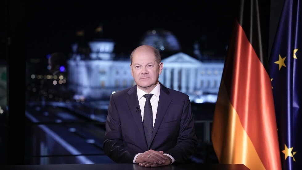 شولتس يحث الألمان على وحدة الصف وتوفير الطاقة في العام الجديد