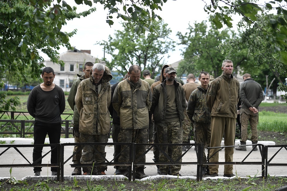حوالي 70 عسكريا من جيش أوكرانيا وكتيبة آزوف سيمثلون أمام المحكمة في دونيتسك