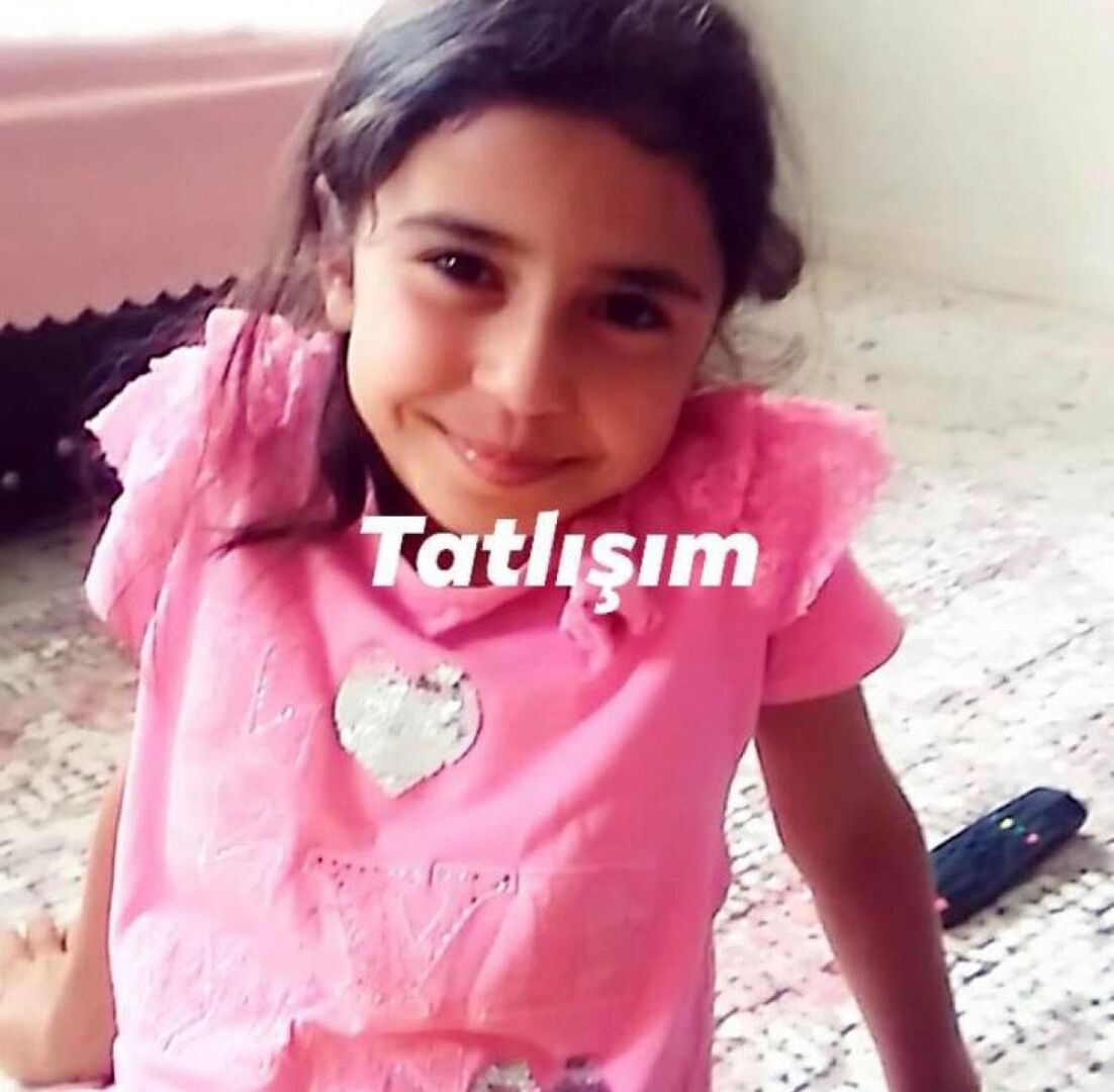 طالبة تركية تتعرض للطعن حتى الموت في مرحاض المدرسة (صور)