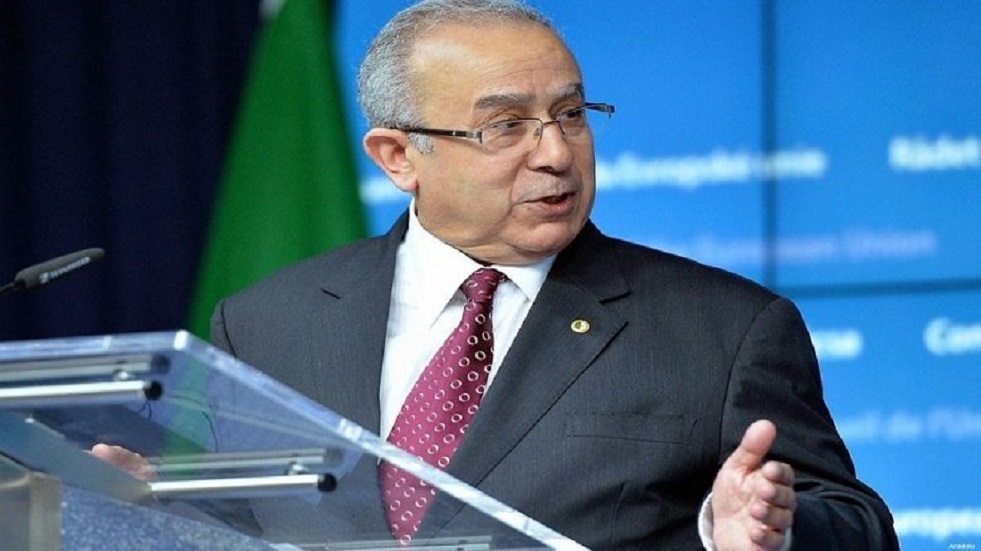 لعمامرة: الجزائر تلعب دورا محوريا كقوة وساطة لتطوير منطقة المتوسط
