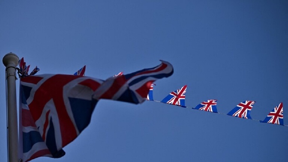 وزير بريطاني يدعو لرفض قبول لجوء الألبان في المملكة المتحدة