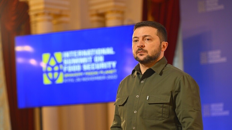 زيلينسكي: ترميم نظام الطاقة في أوكرانيا بالكامل أمر مستحيل الآن