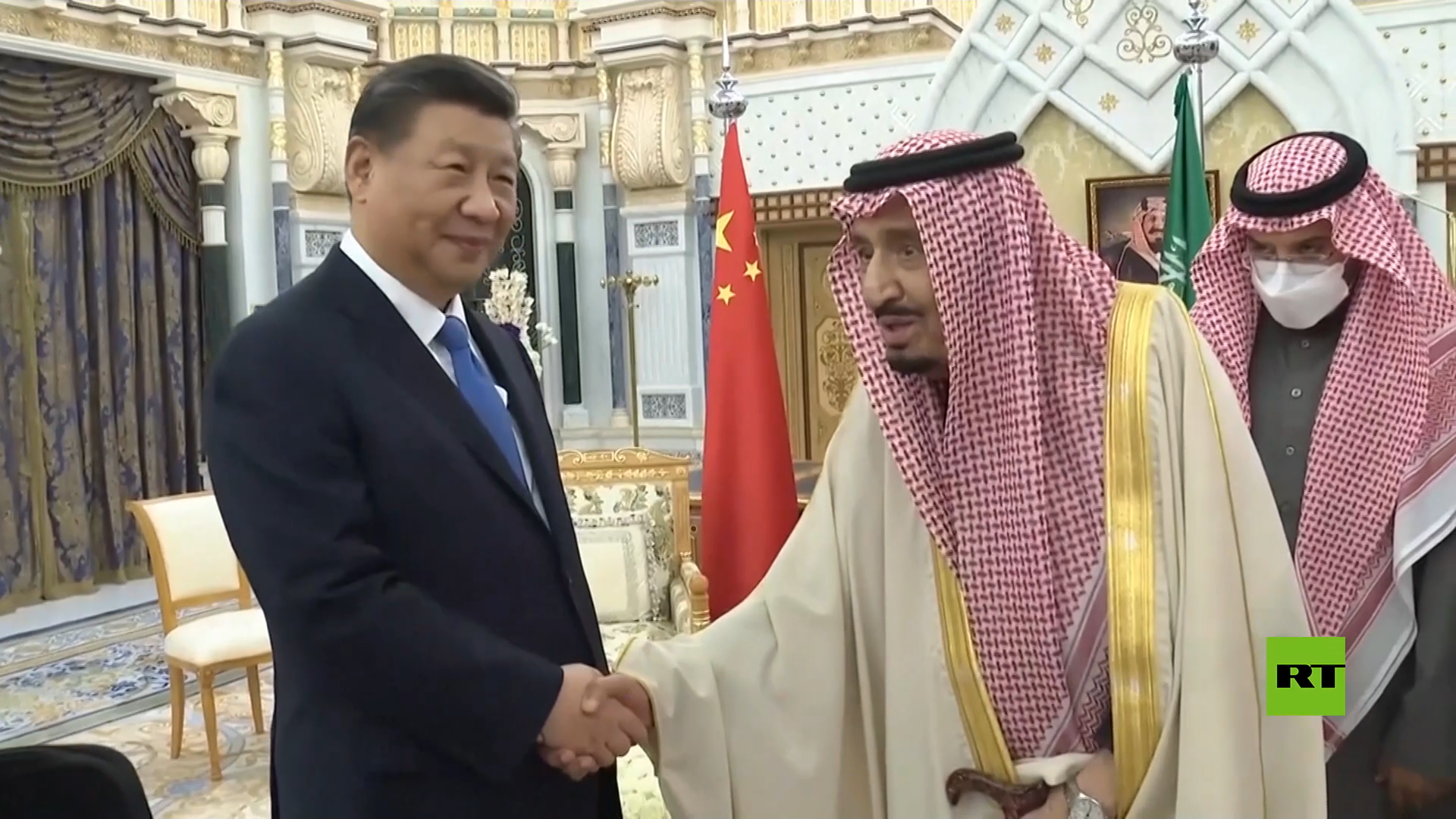 الرئيس الصيني يلتقي الملك السعودي في الرياض