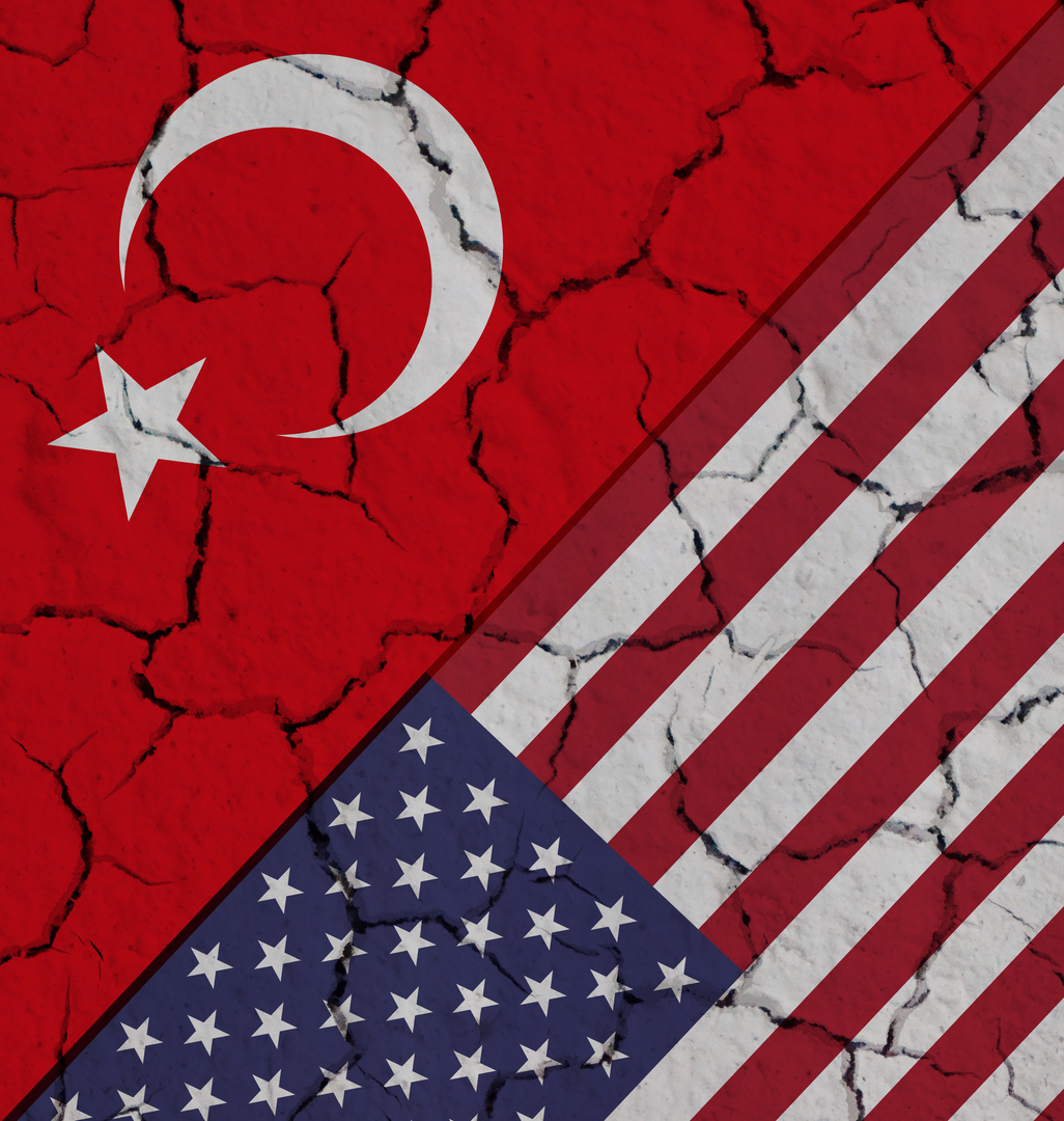 واشنطن تفرض عقوبات على رجل أعمال تركي بارز ونجله الضابط في الجيش التركي