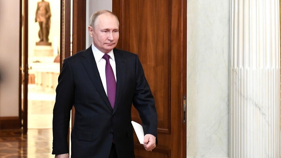 أكثر من 75% من الروس يثقون في الرئيس فلاديمير بوتين